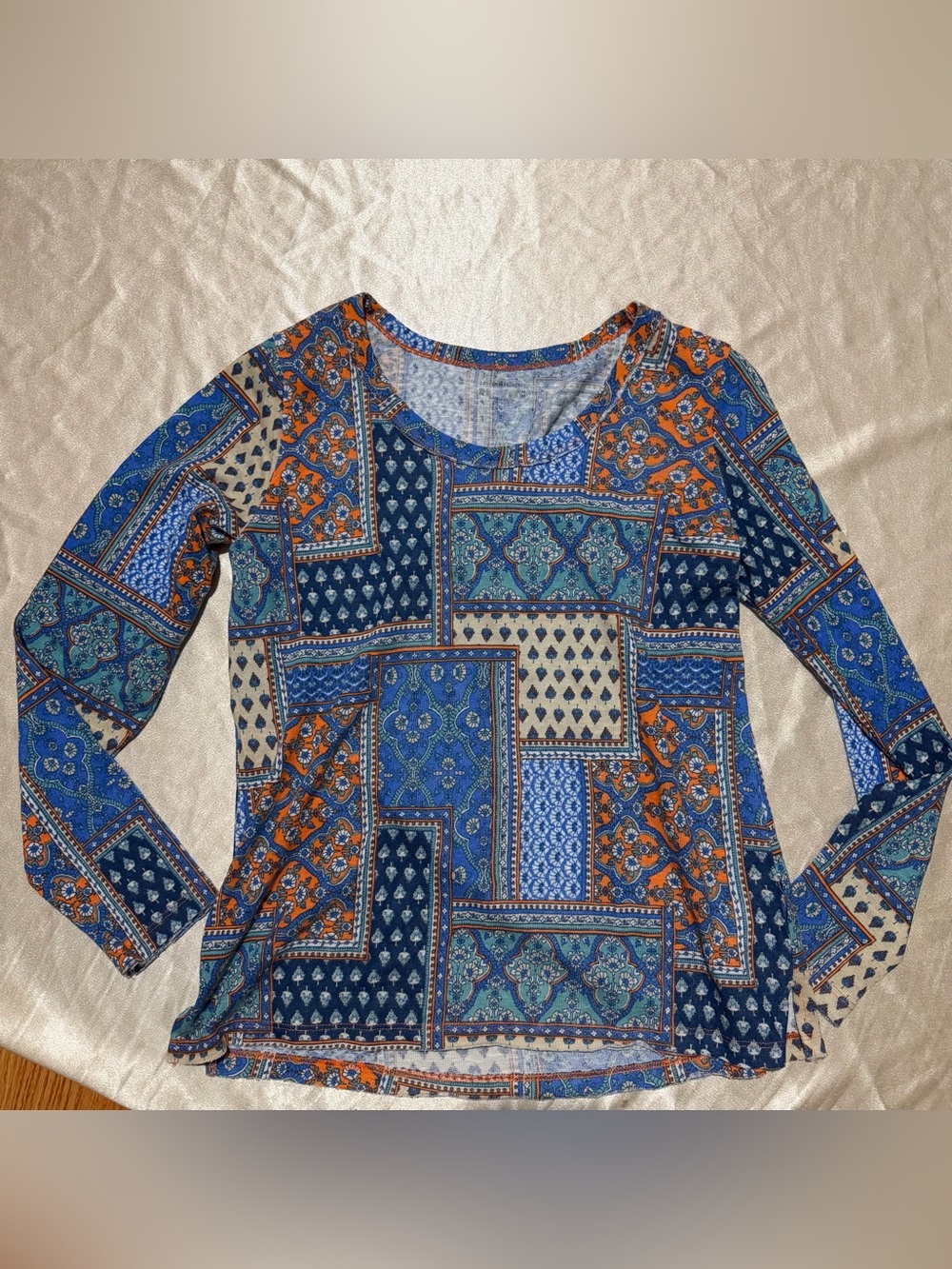 Denim & Co. Canyon Retreat Long Sleeve Printed Scoop Neck Top Small A636363